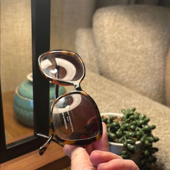 NWT Stylish tortoise shell French Connection Sunglasses - Picture 15 of 15